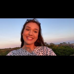 Meet your Posher, Brianna